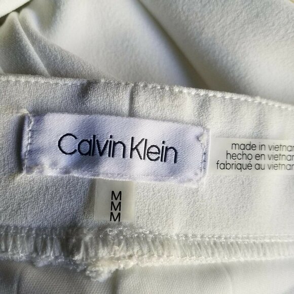 Women's Calvin Klein Performance Pants. Size Medium. - Picture 7 of 10
